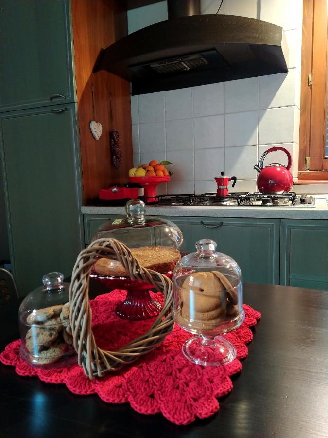 Cascina Roella Guest House Monforte dʼAlba Rom bilde