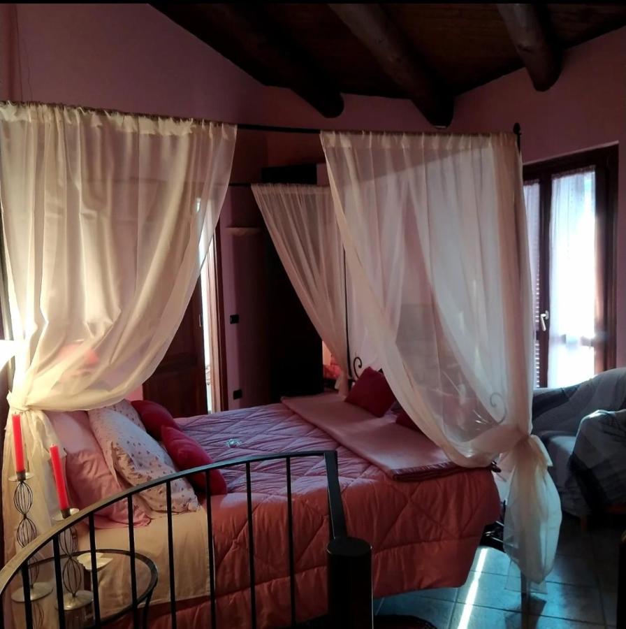 Cascina Roella Guest House Monforte dʼAlba Eksteriør bilde